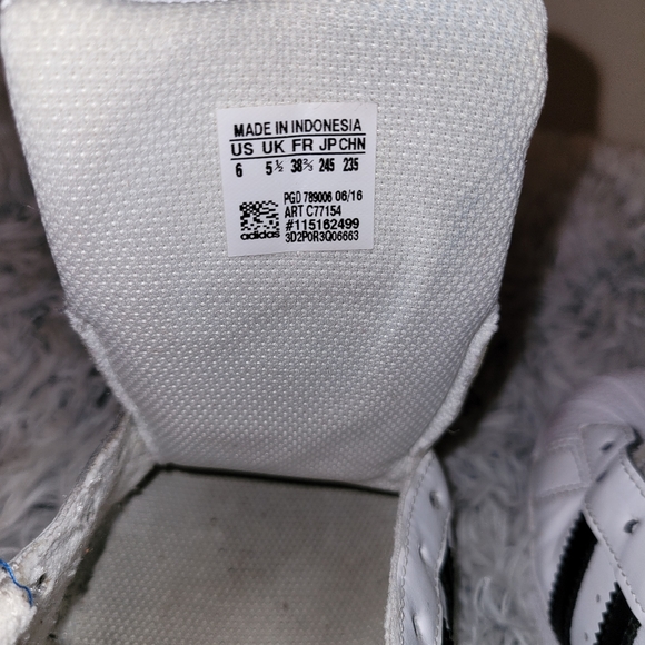 Adidas Superstar - Picture 5 of 6